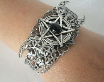 Onyx Triple Moon Pentacle Bracelet wiccan jewelry pagan jewelry wicca jewelry witch witchcraft goddess gothic bracelet wiccan bracelet