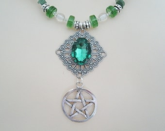 Green Pentacle Necklace wiccan jewelry pagan jewelry wicca jewelry goddess witchcraft magic witch pentagram wiccan necklace pagan necklace