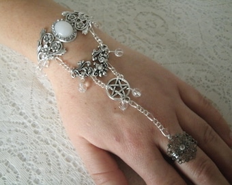 Moonstone Pentacle Hand Chain Bracelet Wiccan Jewelry Pagan Jewelry White Witch Wicca Priestess Witchcraft Pagan Goddess Slave Bracelet