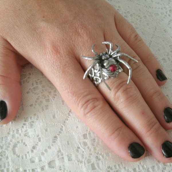 Black Widow Spider Ring, gothic jewelry goth jewelry spider jewelry fantasy gothic ring goth ring halloween ring steampunk