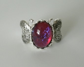 Anillo triple luna de ópalo de fuego Aliento de Dragón, chapado en plata, banda ajustable, joyería pagana wicca.