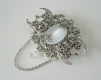 Triple Moon Brooch cloak pin wiccan jewelry pagan jewelry witch jewelry goddess wicca witchcraft wiccan brooch pagan brooch handfasting gift