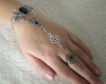 Pentacle Slave Bracelet, wiccan jewelry pagan jewelry witch jewelry wicca witchcraft pentagram gothic bracelet pagan bracelet hand chain