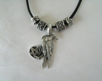 Raven Pentacle Celtic Wiccan Necklace Gothic Pagan Wicca Witch Witchcraft Crow Pentagram Necklace Goddess Morrigan Witchy Woman Gift