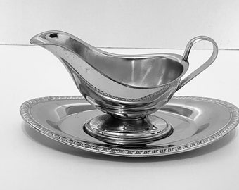 Irvinware Chrome Plated Silver Color Gravy Boat and Underplate Made in USA