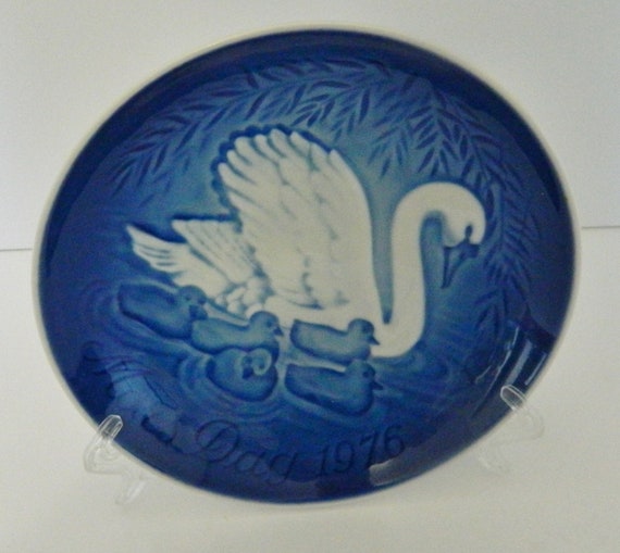 Copenhagen Bing & Grondahl Denmark Mors Dag Mothers Day Plate Swan