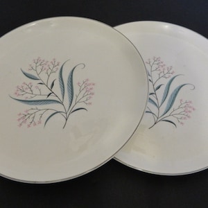 Regal Dinner Plate Alliance China Company Alliance Ohio Lot of Two 22K Gold Trim