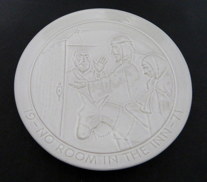 Frankoma Collectible Christmas Plate White Sand 1971 No Room in the Inn Plate #7