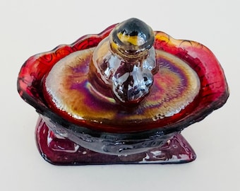 Westmoreland Amberina Ruby Red Carnival Glass Santa on Sleigh overdekte snoepschaal