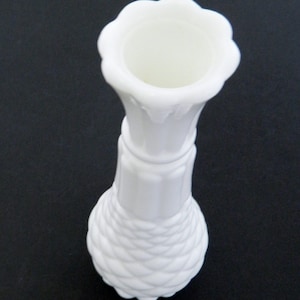 Vintage Milk Glass Diamond Pattern Bud Vase Scalloped Top & Bottom
