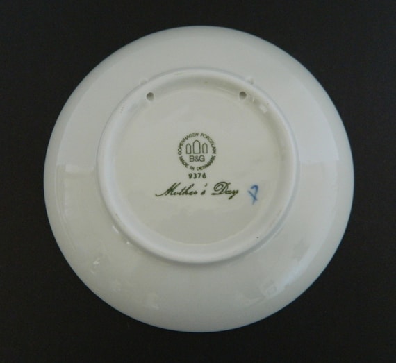 Copenhagen Bing & Grondahl Denmark Mors Dag Mothers Day Plate Swan