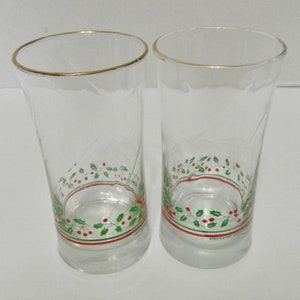 Arby&#39;s 1987 Libby Christmas Collection Tumblers Glasses Holly Berries Two