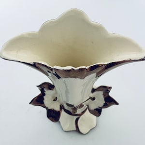 Goldra E Palestine Ohio White Copper Lustre Lusterware Decorative Floral Vase