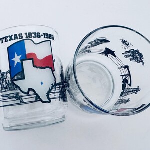 Texas Gedenk Whisky Rocks Gläser 1836-1986 2er Set Oil Wells Cows Map