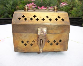 Vintage Brass Cricket Box Trinket Jewelry Box Metal Trunk Shaped Footed India