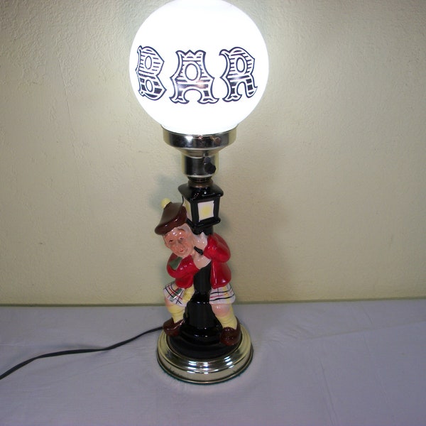 Vintage Ceramic Original Price Imports Drunk Scotsman on Light Post Bar Lamp Globe Shade