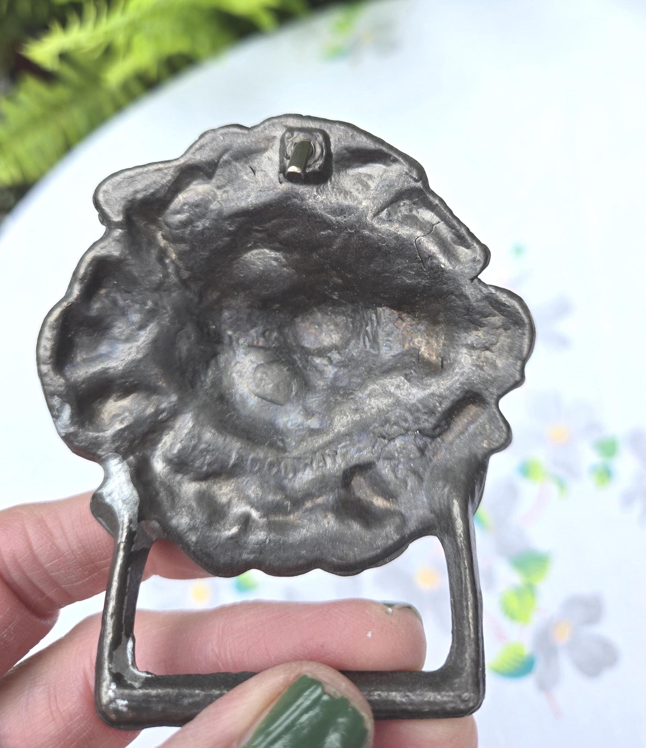 Vintage 1960s Accurate Lion Head Belt Buckle WITH WEAR - Cast Iron Metal Accurate Vintage Belt Buckle Brass 1960s Bronze Lion Head  main image 4