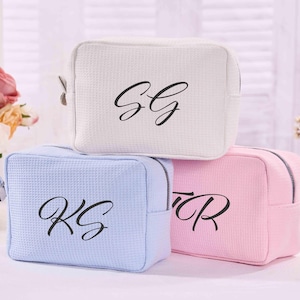 Personalized Embroidered Makeup Bag,Custom Name Makeup Bag, Monogramed Waffle Travel Bag, Bachelorette Cosmetic Bag, Wedding Bridesmaid Gift