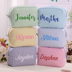 Personalized Bridesmaid Makeup Bag,Embroidered Name Makeup Bag,Custom Makeup Bag, Monogramed Cosmetic Bag,Bridal Party Gift,Bridesmaid Gifts