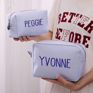 Custom Toiletry Bag Makeup Bag Bridesmaid Gifts Personalized Travel Makeup Bag Monogrammed Storage Bag Embroidered Bridesmaid Makeup Bag