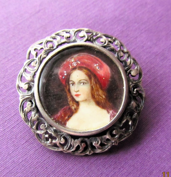 Antique Hand Painted Brooch Renaissance Lady Mini… - image 1