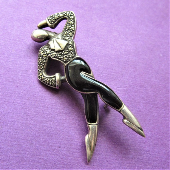 Dancer Sterling Black Onyx Marcasite Brooch Baller