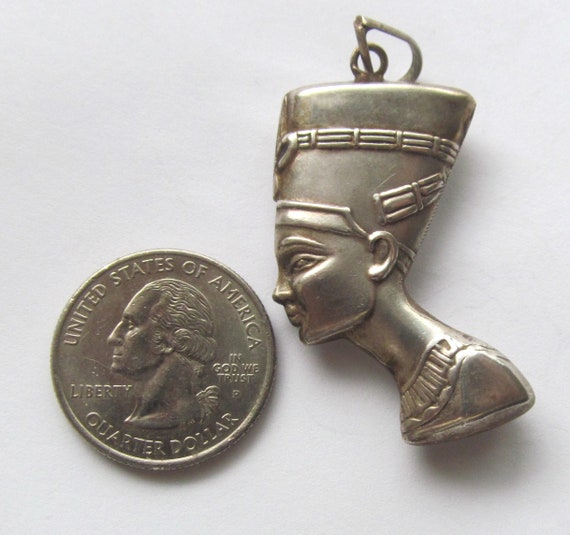 Vintage Egypt Silver Queen Nefertiti Pendant Egyp… - image 3