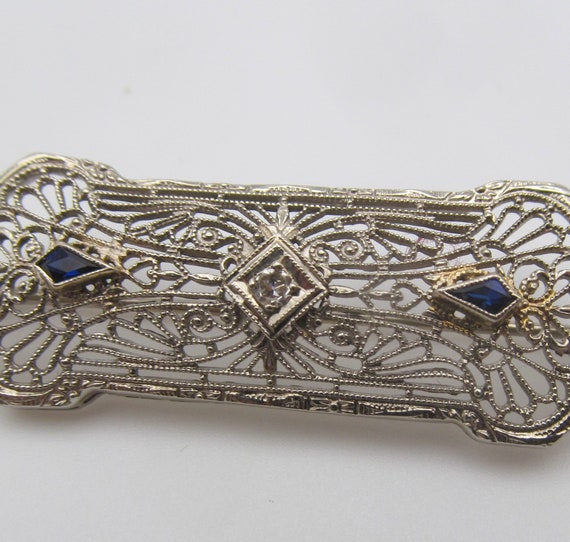 Art Deco 10 Karat White Gold Filigree Brooch Anti… - image 5