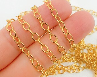 Cadena de eslabones finos chapada en oro de 14 quilates, se vende por metro. 2907GF