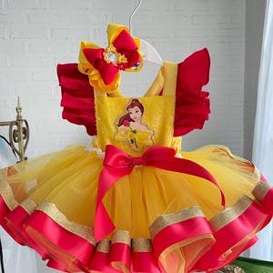 Belle inspiriert Baby Tutu Outfit, benutzerdefinierte erster Geburtstag Romper