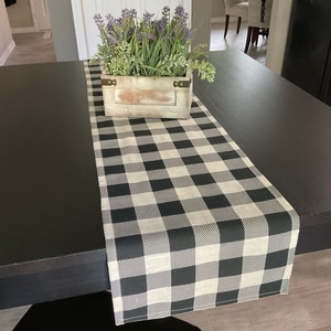 Table runner | Farmhouse | Tablecloths | Checks | Black and White | Buffalo Check | table linens | Water Repellent | long