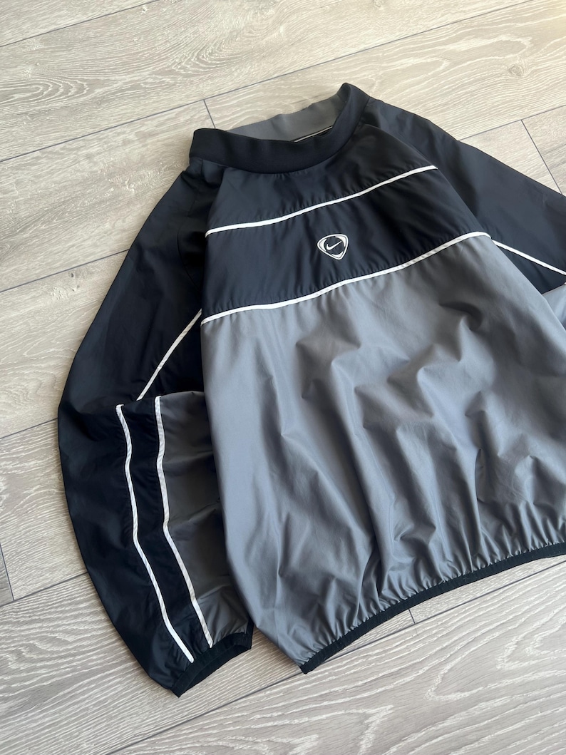 Vintage Y2K Nike Center Swoosh Helnylon Sweatshirt 90-tal bild 2