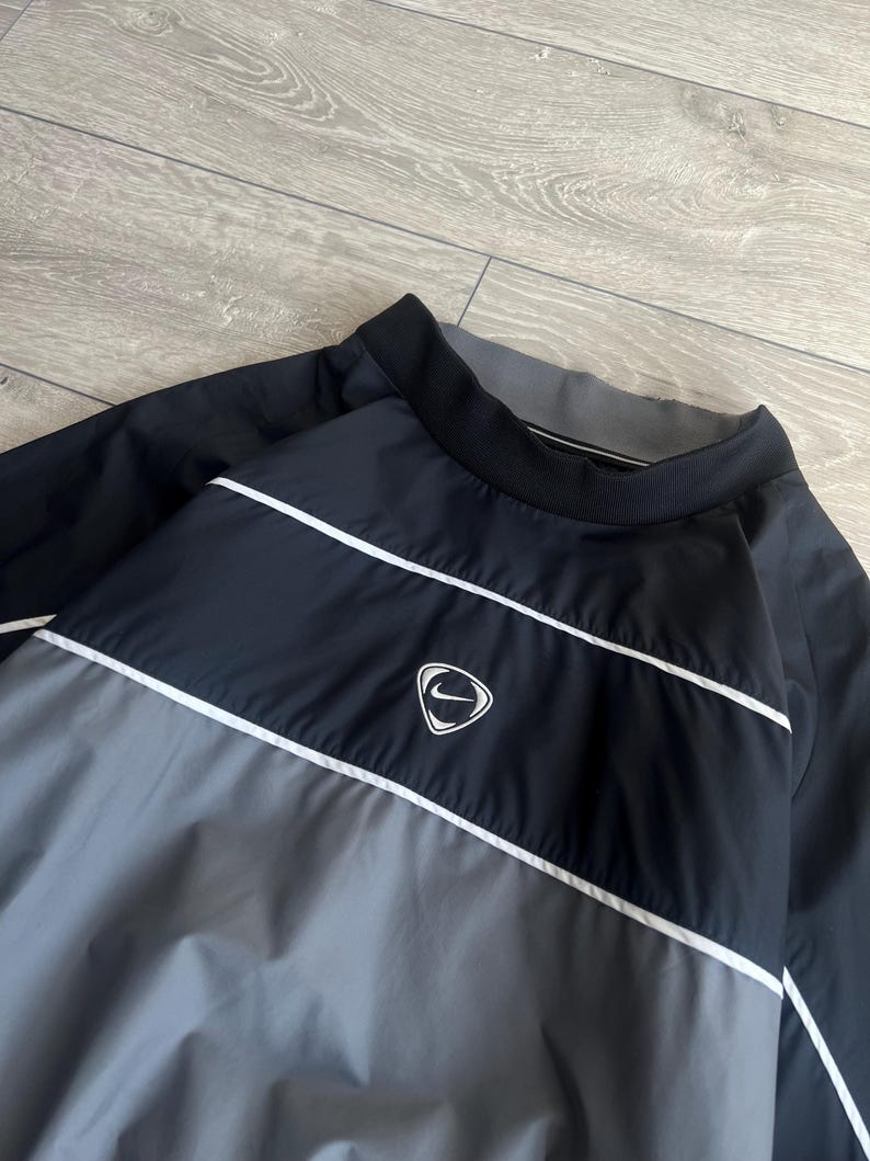 Vintage Y2K Nike Center Swoosh Helnylon Sweatshirt 90-tal bild 4