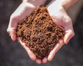 Loose Coco Coir: Pre-Moistened Coconut Fiber for Plants
