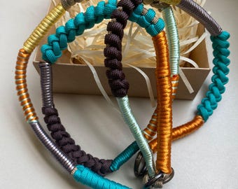 Conjunto de alças de paracord feitas à mão para celular: pulseira e tiracolo