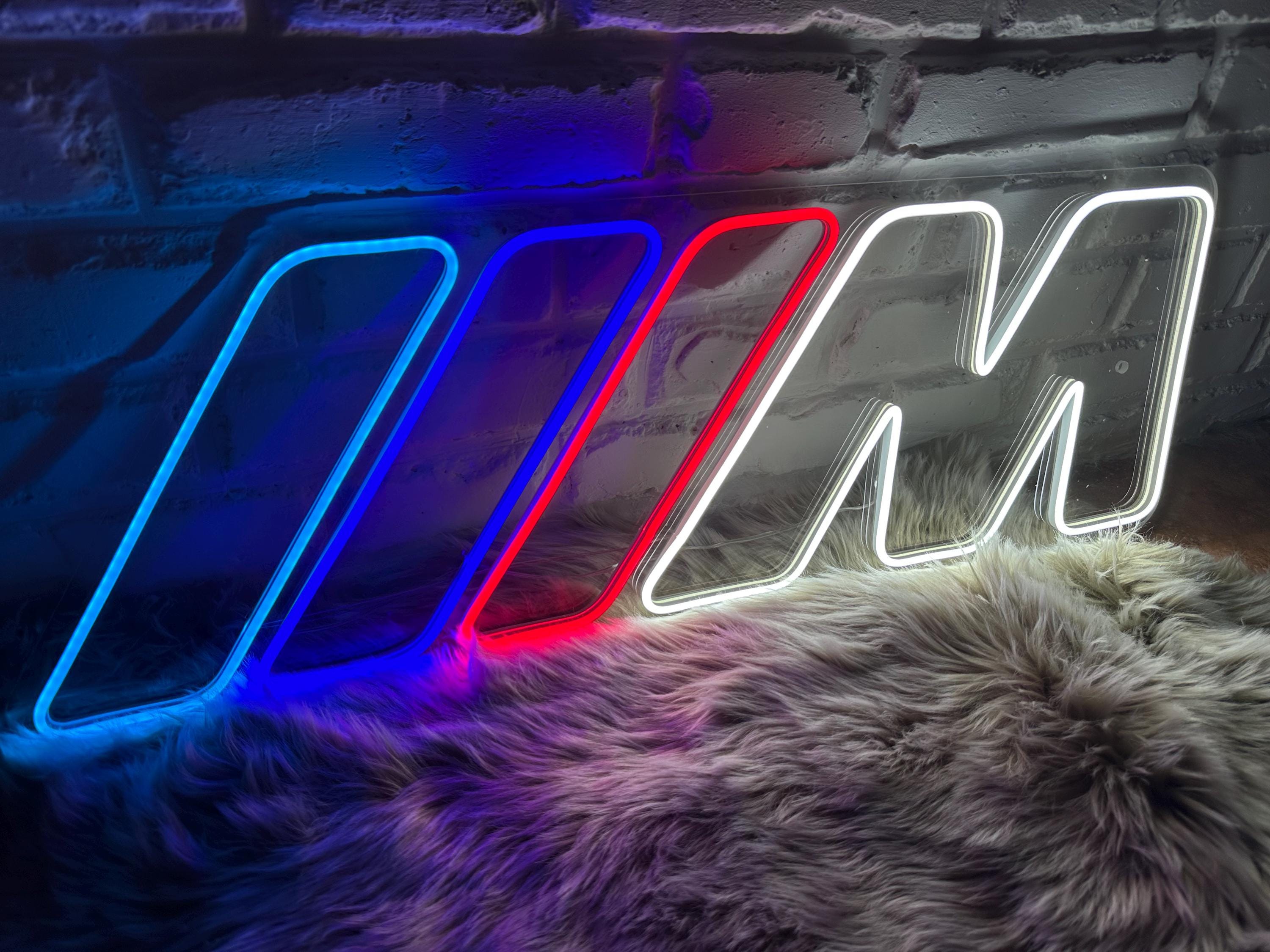 カスタム BMW ネオンサイン、M ストライプ付き LED ネオンライト