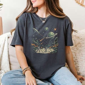 Space Battle Vintage shirt, Fighter Galaxy War Shirt, Retro Sci-fi Tee, Cosmic Apparel, Astronomy Gift, Geeky gift, Planet Rocketship Shirt