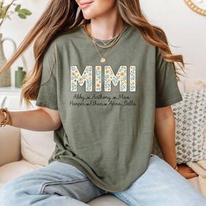 Maglietta Mimi personalizzata con nomi dei nipoti, maglietta floreale Mimi, regali Mimi, maglietta per la festa della mamma, maglietta personalizzata con nomi per bambini e nonna, maglietta Mimi