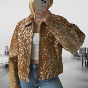 Frauen Haar auf Lederjacke | Cowgirl Western-Zip-Mantel | Braun Weiß Echt Rindsleder | Rodeo Style Handmade Oberbekleidung Geschenk für sie