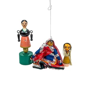 Vintage Indian Folk Art Doll Set Kathputli String Puppet Wooden Peg Push Toy