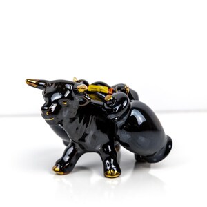 Vintage Japan Ceramic Black Bull Salt and Pepper Shakers Pack Steer Kickapoo Caverns Souvenir