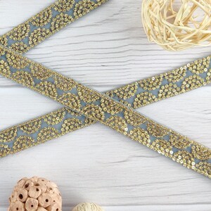 Ribete de tela india, adornado con secuencia, ribete bordado, borde de sari, bordado de semicírculos, encaje artesanal - Lace916