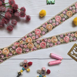 ベージュのネットレース、ボヘミアン トリム、インド トリム (1 ヤードあたり)、刺繍、花柄、サリー ボーダー、装飾、クラフト ボーダー、インド レース - Lace969