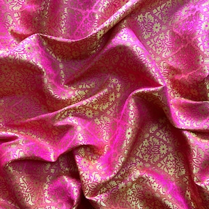 indian brocade fabric, fuchsia brocade, irridescent brocade, floral design, indian pattern, saree blouse fabric - 1 yard - br239