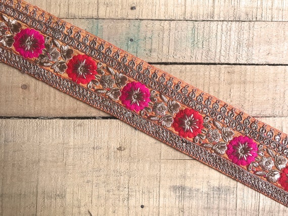 Orange Lace, India Lace, Orange and Fuchsia Flowers, Light Gold