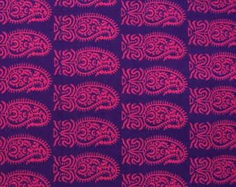 fuschia paisley motif print on purple - Indian Printed Cotton Fabric - 1 yard - ctbl032