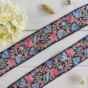 Indische Stoffborte, besticktes Band, mehrfarbiges Band, Blumenmotiv, Handwerksspitze, Wohnkultur-Spitze, Saree-Borte - Lace907