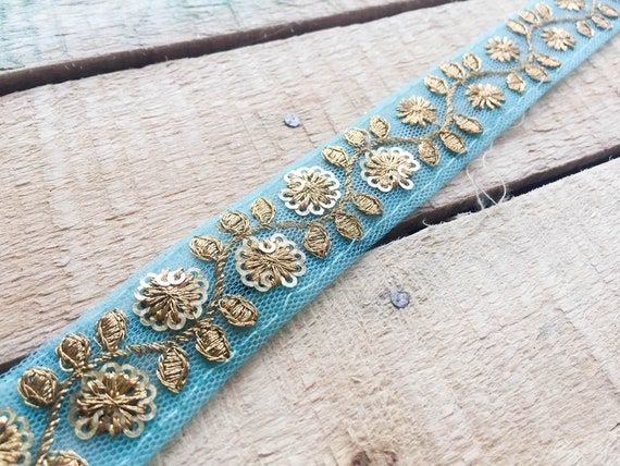 embroidery ribbon indian trims home decor laces Lace588 craft laces sari borders small off white and silver motifs green fabric lace