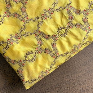 brocade fabric, banarasi, antique gold, iridescent fabric, indian fabric by the yard, yellow and beige - half yard and 1 yard -  br221