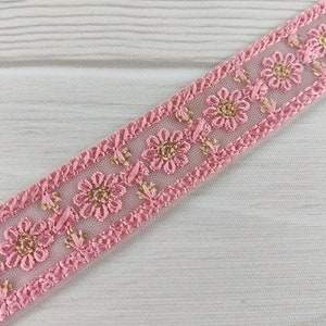 Adorno de tela india, adornado con secuencia, adorno bordado, borde de sari, motivo de flores, bordado en cadena de margaritas, encaje artesanal - Lace927